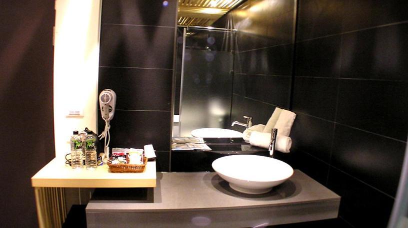 Roppongi Motel Pingtung Dış mekan fotoğraf